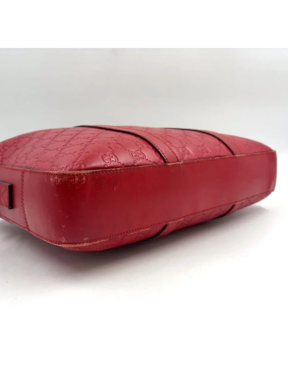 Gucci Guccissima Leather Red Business Bag Silver